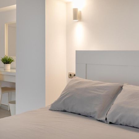 Alison'S Loft Apartment Alicante Bagian luar foto