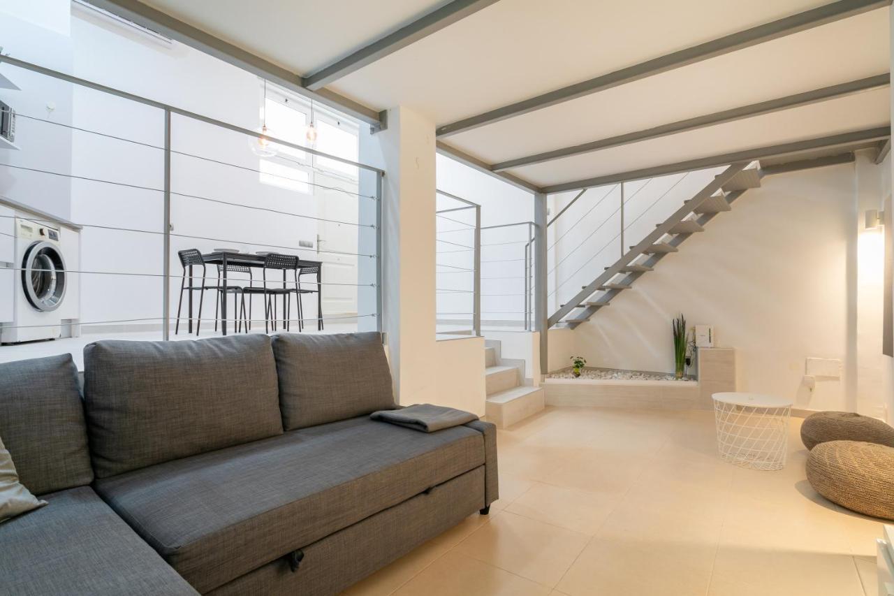 Alison'S Loft Apartment Alicante Bagian luar foto
