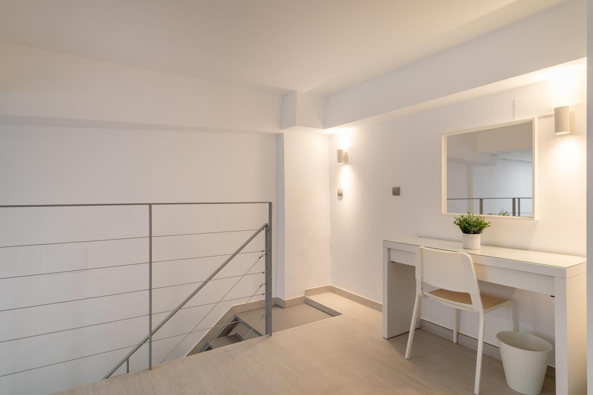Alison'S Loft Apartment Alicante Bagian luar foto